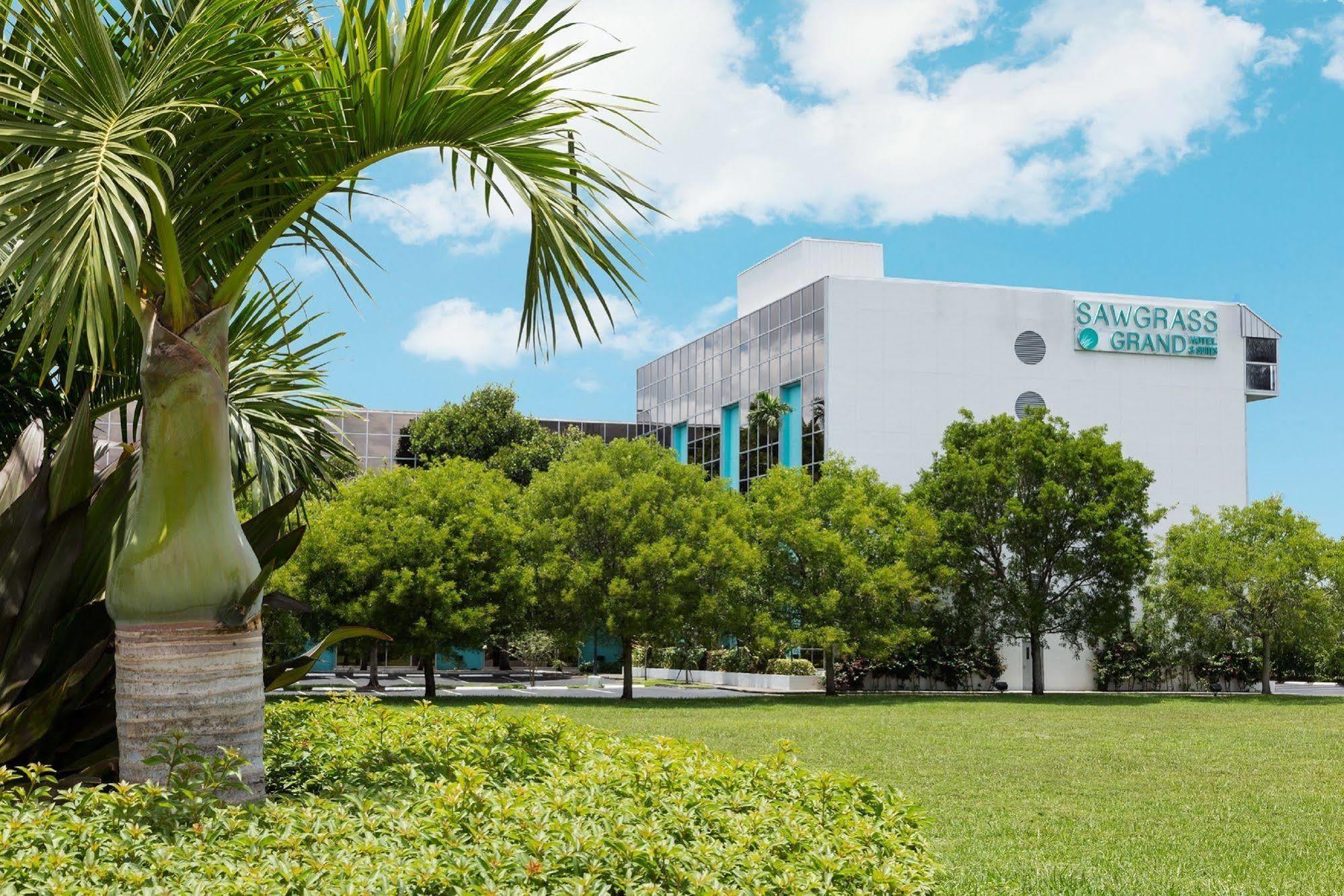 Sawgrass Grand Hotel And Suites Sports Complex Sunrise Exterior foto